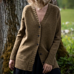 Hand Knitted Wool Cardigan: Longline V-Neck Sweater with Thumbholes